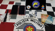 Força Tática da PM prende mulher por tráfico de drogas em Adamantina