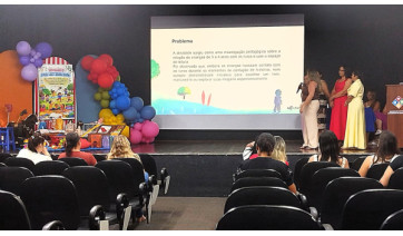 Seminário do Pró LEEI apresenta 13 práticas de leitura e escrita na Educação Infantil de Adamantina