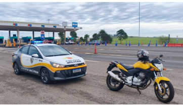 Polícia Rodoviária flagra motociclista com 79 evasões de pedágio na região