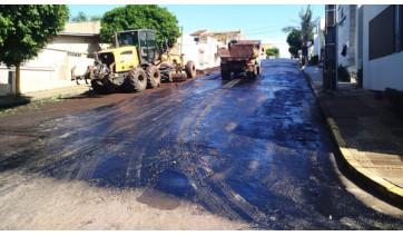 Prefeitura faz reperfilamento asfáltico em mais uma quadra da Alameda Armando de Salles Oliveira
