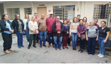 Fundo Social entrega 12 mil peças da campanha do agasalho para associações de moradores