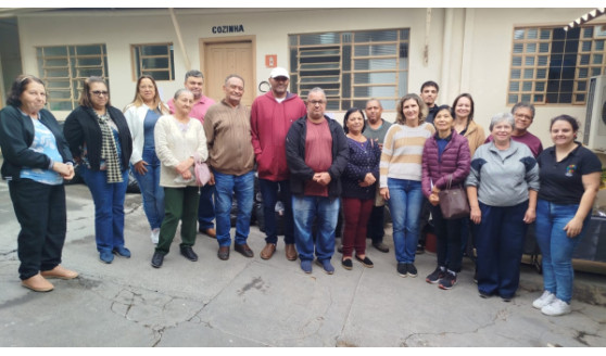 Fundo Social entrega 12 mil peças da campanha do agasalho para associações de moradores