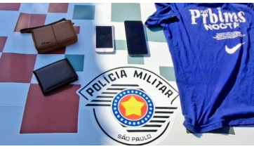 Jovem é preso após furtos e detido a caminho do Fórum, onde teria audiência sobre furto anterior 