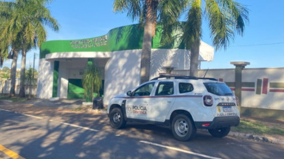 Cemitério de Flórida Paulista volta a ser alvo de furto e tem túmulos danificados