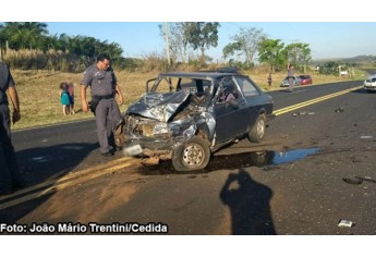 Acidente fez quatro mortes na SP-294, trecho entre Herculândia e Quintana (Foto: Reprodução: João Mário Trentini/Site Bastos Já).
