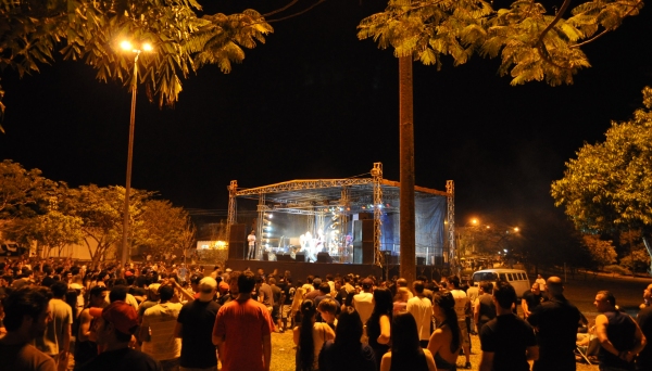 Rock no Parque, realizado no Parque dos Pioneiros, em Adamantina (Foto: Arquivo/Secretaria Municipal de Cultura e Turismo).