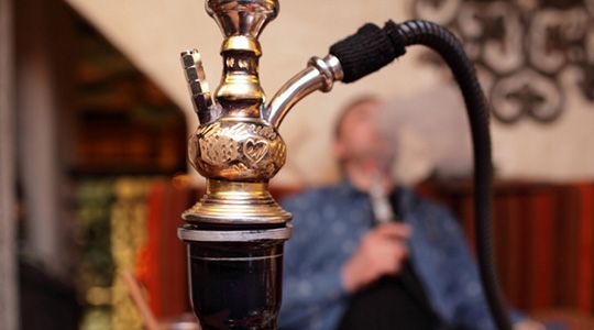 Narguilé explode e faz quatro feridos em Tupã, um deles grave, com suspeita de queimaduras nas vias respiratórias (Imagem: Ilustração).