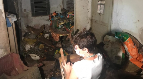 No imóvel, ativistas resgataram 13 animais. Local estava em condições deploráveis, confirmando situação de maus tratos e abandono a animais (Fotos: Acervo Pessoal/Reprodução: Marília Notícia).