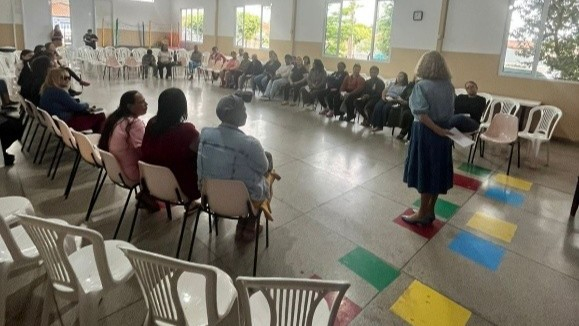 Encontro realizado na APAE em Adamantina (Acervo Pessoal).