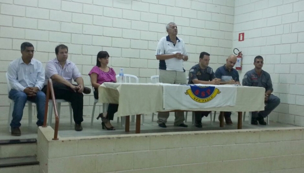 Reunião do CONSEG (Conselho Comunitário de Segurança) no Jardim Bela Vista (Foto: Cedida/  Girlene Bonato).