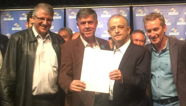 Conquista do prefeito Márcio Cardim, junto ao Governador Mário França, se deu com a participação dos deputados Ed Thomas e Reinaldo Alguz (Foto: Siga Mais).
