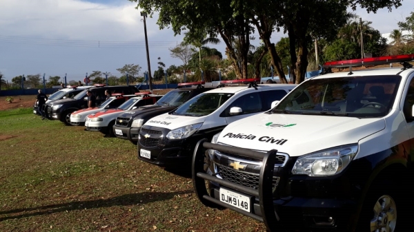 Operação de combate às drogas em Pracinha mobilizou policias Civil e Militar da região  (Foto: Cedida/Deinter).