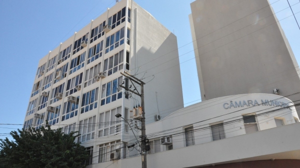 Sessão da Câmara Municipal começa à s 18h, com transmissão ao vivo, em vÃdeo, pela fanpage do poder legislativo local (Foto: Jornal Folha Regional).
