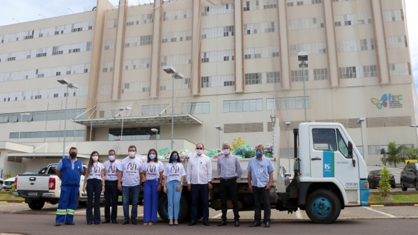 Sabesp lança projeto de arrecadação de recicláveis e já faz primeira doação ao Hospital Regional do Câncer de Presidente Prudente (Foto: Amanda Albuquerque/Assessoria de Imprensa HRCPP).