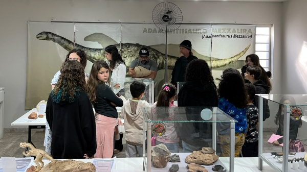 Oficina Adamantisaurus no Museu em Adamantina (Cedida/PMA).