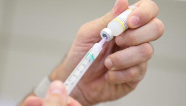 Mudanças têm como objetivo aumentar a proteção de crianças, garantindo elevada cobertura vacinal, além de ampliar a imunidade de adolescentes e diminuir a circulação de doenças na população (Foto: Marcelo Camargo/Agência Brasil).