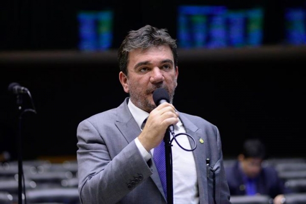 Sanchez participa da inauguração da creche construída ao lado da UPA, e visita outras cidades da região (Foto: Divulgação).