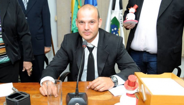 Vereador Vinicius Bussi (PV), de Lucélia, tem mandato cassado pela Justiça Eleitoral (Foto: Acervo Pessoal/Facebook).