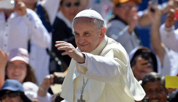 Decisão de absolver ou não as pessoas que cometeram aborto e procuram a Igreja Católica para se redimir cabe aos sacerdotes, anuncia Papa Francisco (Foto: Agência Eclesia).