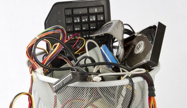 Coleta de lixo eletrônico será no sábado, das 9h30 às 13h, na Praça Élio Micheloni, em Adamantina (Imagem: Ilustração).