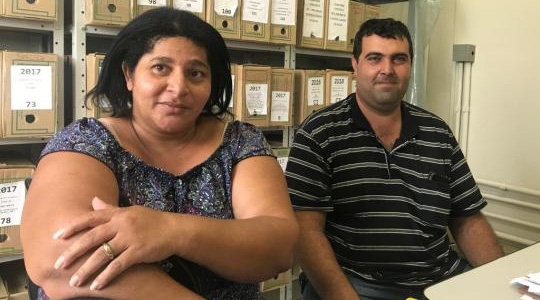 Dona Nelci e seu André, pais da pequena Maria Vitória (foto: Giuliano Panvéchio)