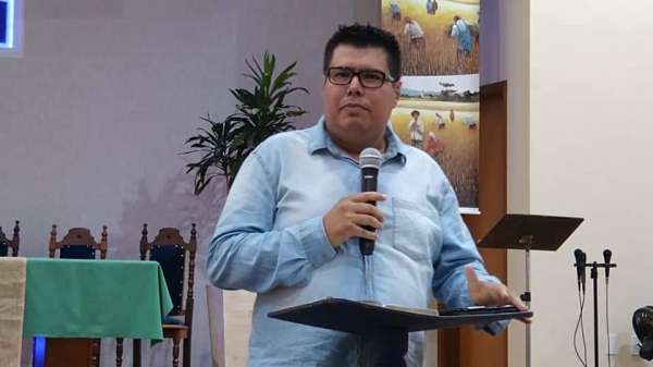 Pastor Marcelo Henrique Romeu, responsável pelas atividades pastorais na Segunda IPI - Igreja Presbiteriana Independente de Avaré (SP), conduziu as atividades com os estudantes (Acervo Pessoal).