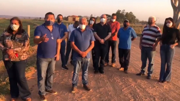 Em vídeo nas redes sociais, prefeito e vice-prefeito anunciaram a conquista da obra (Reprodução).