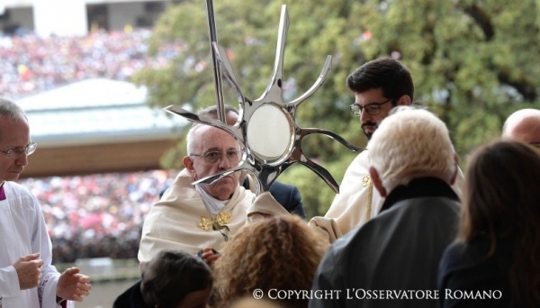 Cerimônias foram presididas pelo Papa, em Fátima, Portugal (Foto: Reproduçao/Vaticano).