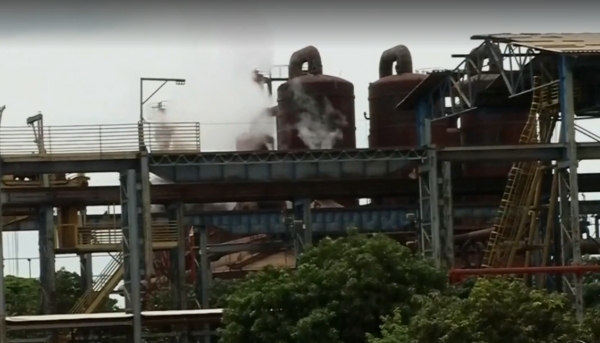 Mecânico morre ao ser sugado por esteira de moagem de cana-de-açúcar em usina de Fernandópolis  (Foto: Reprodução/TV TEM).