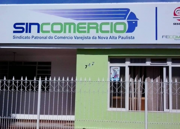 Sincomércio de Adamantina fica na alameda Armando Salles de Oliveira, nº 747, centro, próximo ao Tiro de Guerra (Foto: Cedida).