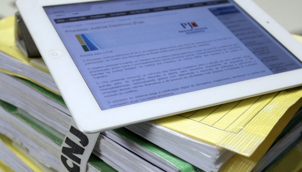 Sistema unifica o acesso de advogados aos processos digitais que tramitam na Justiça brasileira (Foto: Ilustração/CNJ).