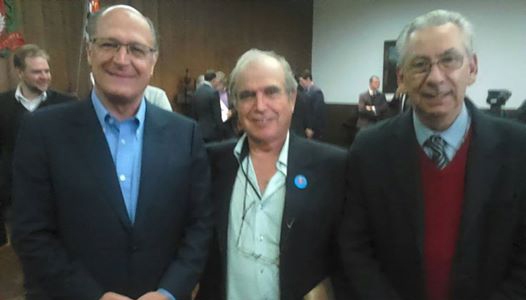Prefeito Dr. Pacheco com o governador Geraldo Alckmin e o deputado federal Sílvio Torres (Foto: Assessoria de Imprensa).