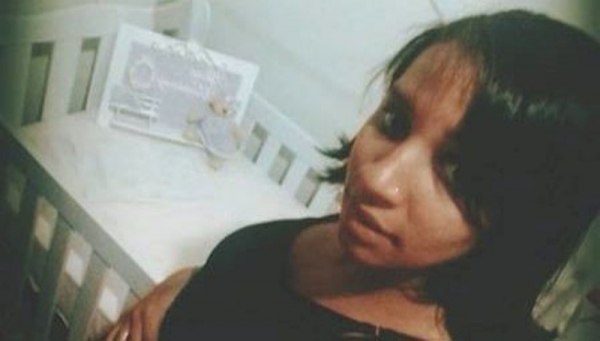 Grávida morreu após ter o bebê retirado do ventre sem qualquer tipo de anestesia ou cuidado (Foto: Reprodução).