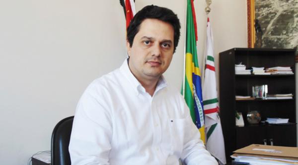 Atendendo pedido do Ministério Público, Justiça condenou o ex-prefeito de Flórida Paulista Maxsicley Grison, por improbidade administrativa (Arquivo: Folha Regional).