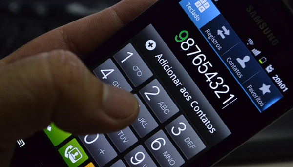 Ligações para os DDDs de GO, TO, MT, MS, RO, AC e DF precisarão do número 9 antes do número do telefone (Foto: Ilustração).