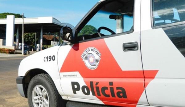 Polícia atua para tentar identificar e incriminar autor do roupo e estupro (Foto: Reprodução/Folha Regional).