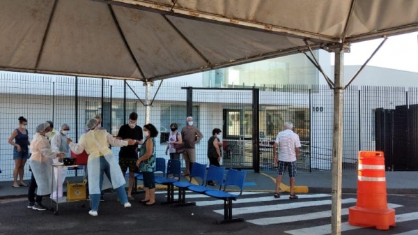 Em Adamantina, vacinação ocorre no CIS (Divulgação/PMA).