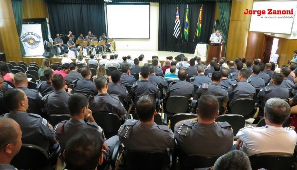 Batalhão da Polícia Militar, sediado em Dracena, completa 38 anos de atuação na Alta Paulista. Cerimônia foi marcada por homenagens (Foto: Jorge Zaonini).