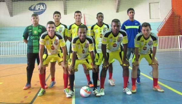 Equipe de futsal Guarani Mirim/Selar Adamantina entra em quadra neste fim de semana, em Dracena (Foto: Divulgação).
