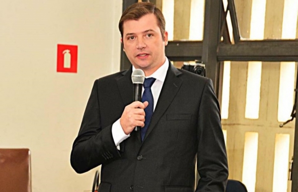 O promotor de justiça Rodrigo Caldeira deixa a Comarca de Adamantina e assume novos desafios profissionais junto a 2º Promotoria de Justiça de Poá, na Grande SP (Foto: Acervo Pessoal).