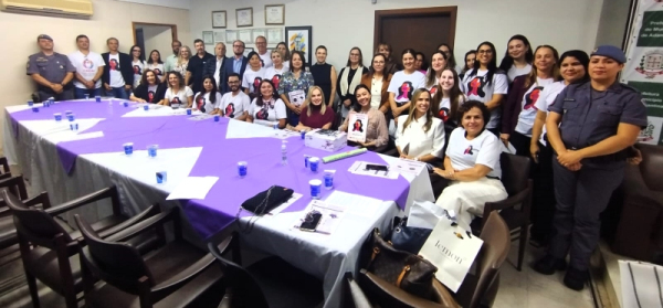Autoridades recepcionaram representante do Premio Innovare  em Adamantina (Cedida/PMA).