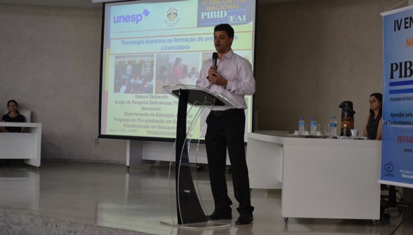 Evento tem por objetivo proporcionar a divulgação dos resultados de pesquisas desenvolvidas ou em execução pelos bolsistas do programa da UniFAI e de outras Instituições vinculadas ao Pibid (Foto: UniFAI).