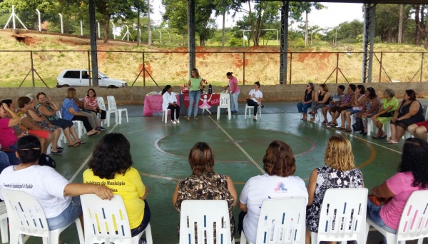 Atividades voltadas para o público feminino foram realizadas na região do PAS-1, com palestra final na quadra coberta do Mário Covas (Foto: Cedida).
