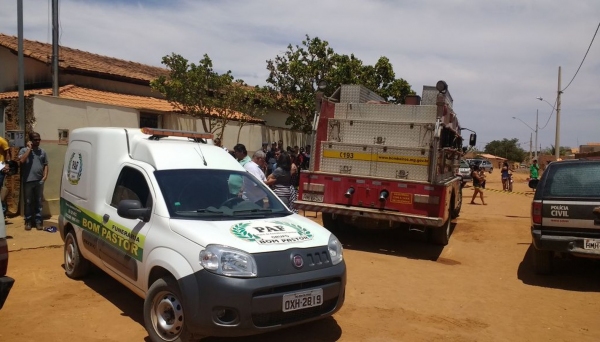 Equipes atuam no socorro às vítimas, em Janaúba, norte de Minas Gerais (Foto: River Ramos Madureira/Acervo Pessoal).