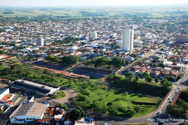 Projeto que reajusta IPTU é aprovado em 1ª votação na Câmara de Adamantina (Foto: Arquivo/Tropical Imagens).