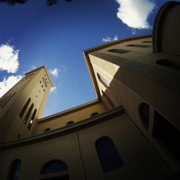 Paróquia de Santo Antônio, em Adamantina (Foto: Acácio Rocha).