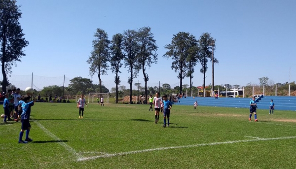 Competição realizada pela Associação Mirim de Adamantina contou com 16 equipes e mais de 240 atletas da região (Foto: Cedida/Associação Mirim).