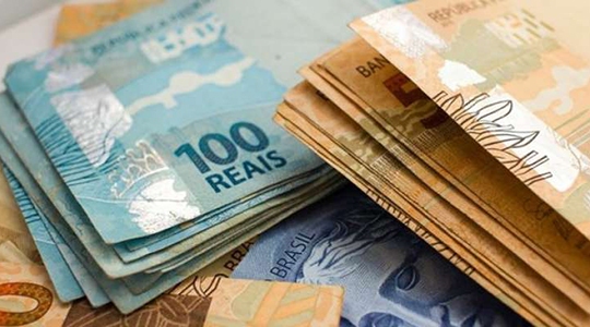 Idosa caiu no golpe pagando R$ 21 mil pelo falso bilhete premiado (Ilustração).