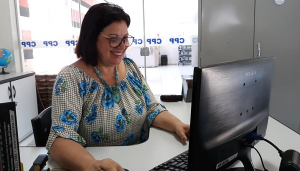 Professora Marlene Ribeiro Esteves, diretora regional do CPP Adamantina, comemora resultados, reconhecidos pela sede central do CPP (Da Assessoria).