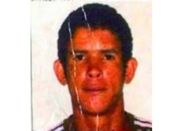 Homem que agredia a mãe foi morto pelo irmão, com golpe de faca (Foto: Reprodução / Portal Hoje Mais / Andradina).